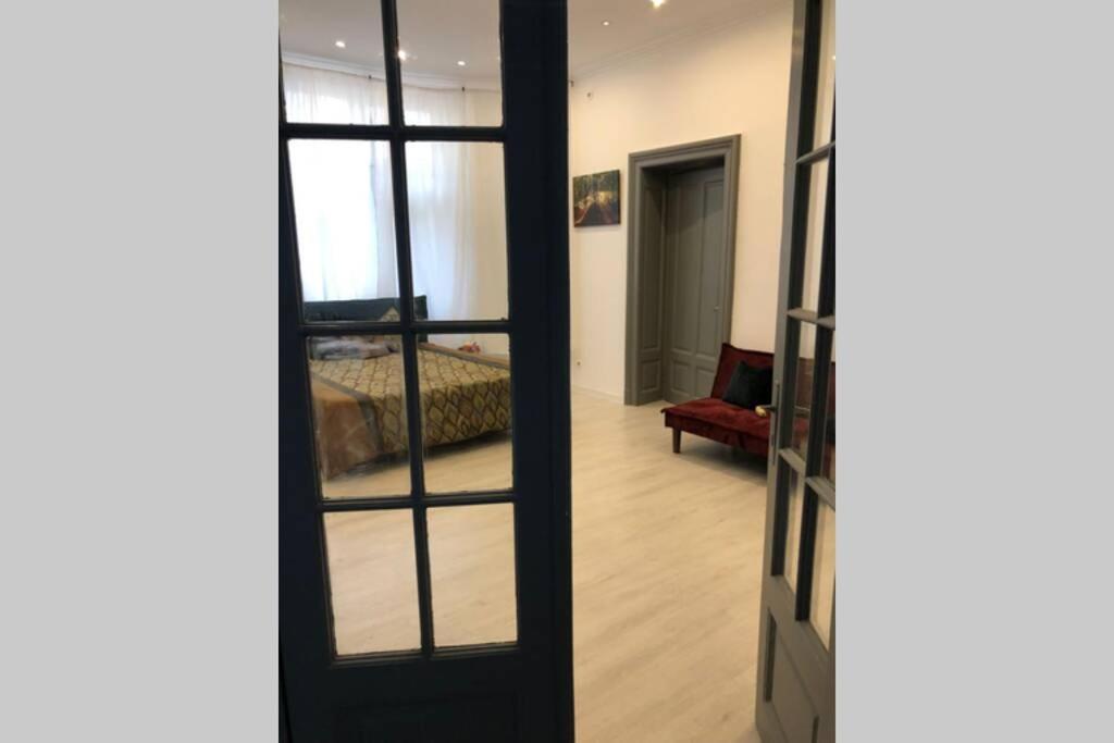 Outstanding 3Br Ultracentral Cityview Balcony Aaa Lejlighed Bukarest Eksteriør billede