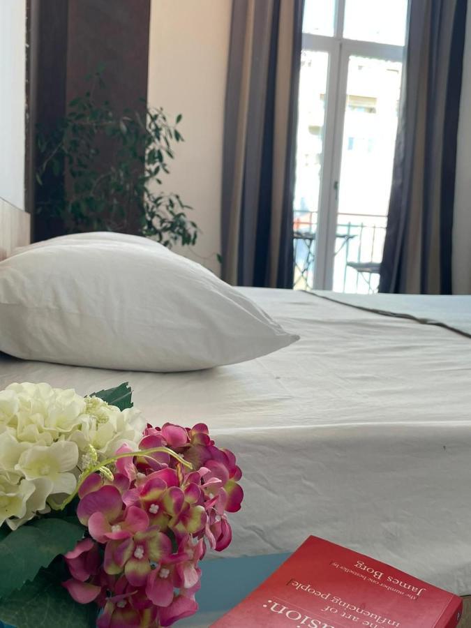 Outstanding 3Br Ultracentral Cityview Balcony Aaa Lejlighed Bukarest Eksteriør billede