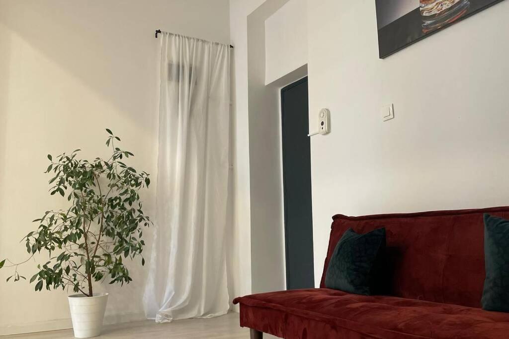 Outstanding 3Br Ultracentral Cityview Balcony Aaa Lejlighed Bukarest Eksteriør billede