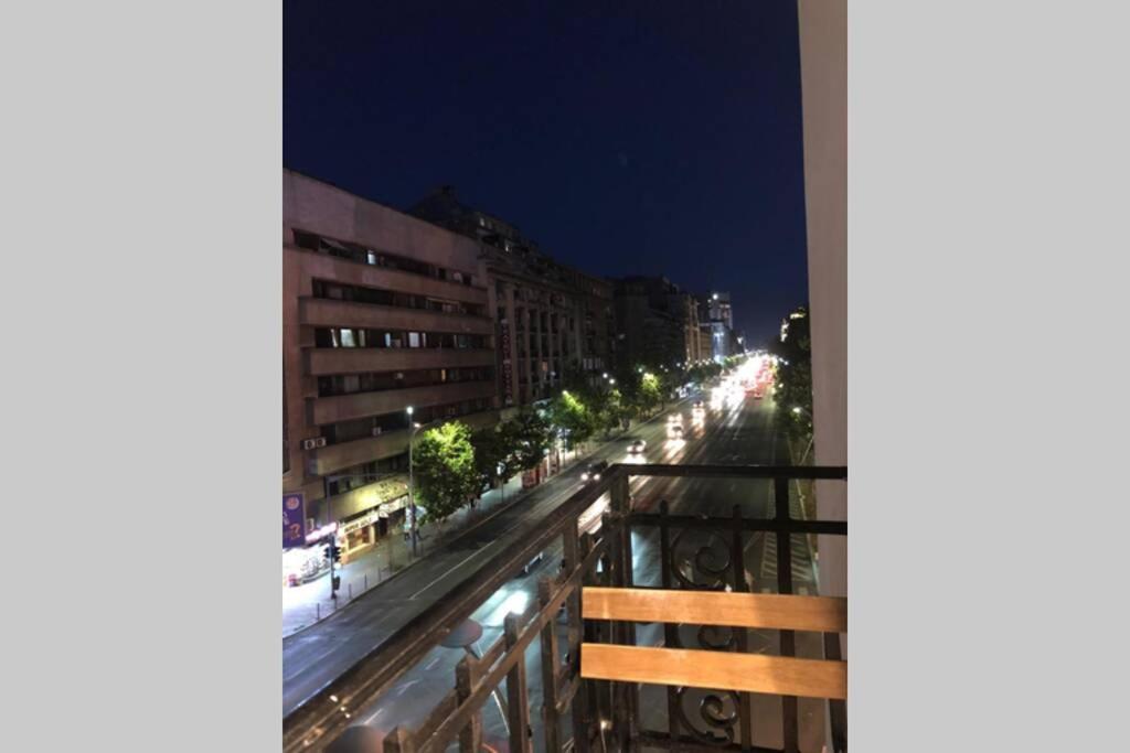 Outstanding 3Br Ultracentral Cityview Balcony Aaa Lejlighed Bukarest Eksteriør billede