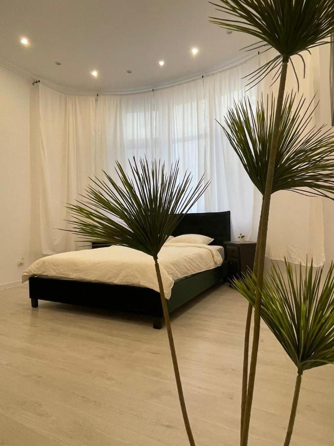 Outstanding 3Br Ultracentral Cityview Balcony Aaa Lejlighed Bukarest Eksteriør billede